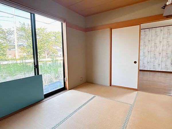 リビング/ダイニングを拡大表示