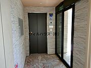 エレベータ付きで楽チンですね！