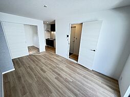 オガールコートナカモズ 202 2階1LDKのリビング/ダイニング