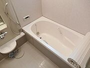 浴室乾燥機、追焚機能付の広々バスルーム！