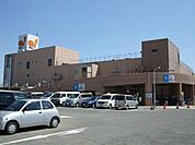 イオン金剛店 1351m