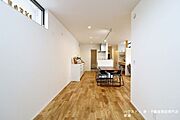 平屋建てのため、生活導線が良く、水回りも集約された間取りとなっております。