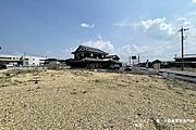 通学路も分かりやすく安心。地域に見守られながら、健やかに育つ環境が整います。