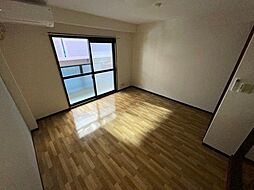 エムス金剛 2階1Kのリビング/ダイニング