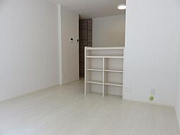 クリサンテーモ 2階1LDKのリビング/ダイニング