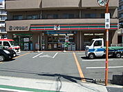 セブンイレブン大阪狭山市駅前店 155m