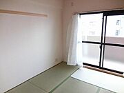 ゆったりとくつろげる和室！