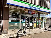 ファミリーマート泉北深井駅前店 323m