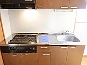 3口コンロ付きシステムキッチン！