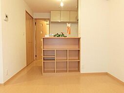 メルベーユＳ 2階1LDKのリビング/ダイニング