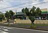 周辺：「Santoku四街道店」まで970m (徒歩13分)品揃え豊富で毎日の食卓を支える、新鮮で安心なスーパーです。