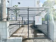 【ゴミ置き場】使いやすさに配慮した共用ゴミ置場で、常に清潔に保たれています。