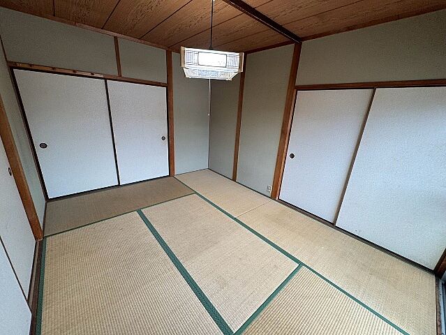 寝室