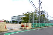 八木小学校