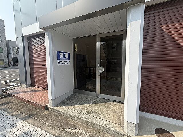 エントランス