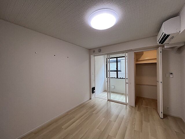寝室
