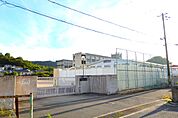 高岡西小学校