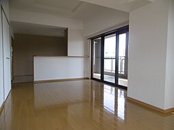 ポルトドールしかま 2階2SLDKのリビング/ダイニング