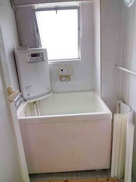 浴室を拡大表示