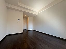 ファーストフィオーレ北大阪リアン 13階1Kのリビング/ダイニング