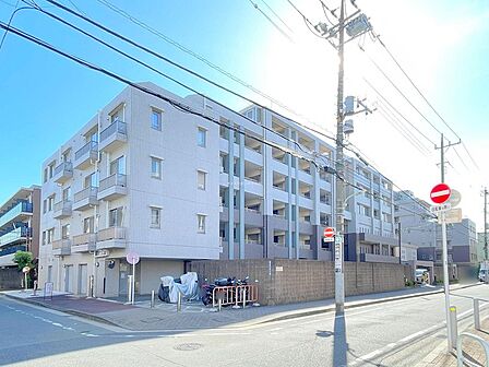 【外観】京急本線「雑色」駅・「京急蒲田」駅の2駅利用可能！都心や羽田空港へのアクセス良好です。