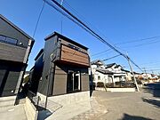 ご案内は平日・休日ともに可能です。お仕事帰りやお買い物のついでなど、短時間のご見学にも柔軟に対応いたします。まずは30分ほどサクッとご覧いただくだけでも大歓迎です。お気軽にご相談くださいませ。