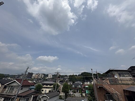 玄関から通路に...