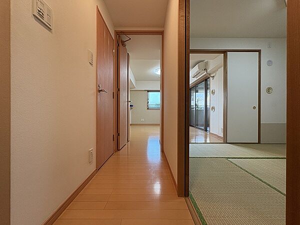 室内を拡大表示