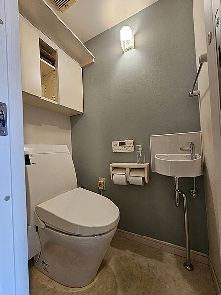 トイレを拡大表示