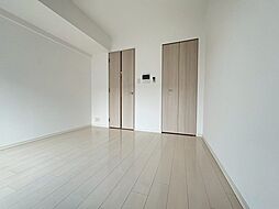 阪急宝塚本線 三国駅 徒歩11分の賃貸マンション 8階1Kのリビング/ダイニング