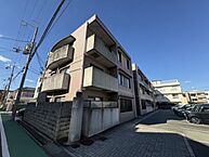大阪府池田市天神1丁目4番1号：物件画像／賃貸大阪株式会社　石橋阪大前店