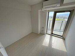 Osaka Metro御堂筋線 江坂駅 徒歩15分の賃貸マンション 5階1Kのリビング/ダイニング