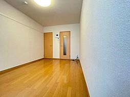 ヴィラ曽根C 4階1Kのリビング/ダイニング