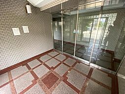 15 / 23