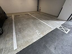 23 / 32