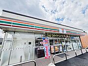 セブンイレブン　岐阜鏡島大橋南店【セブンイレブン　岐阜鏡島大橋南店】 660m