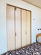 ≪6帖南側洋室≫全居室収納付きなので、収納場所に困ることなくお部屋をキレイに保てそうですね。