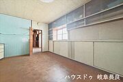 ≪1F≫窓から光が差し込むダイニングです。※残留物が多いため、室内をCGにてもの消しをしたものです。