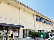 岐阜市立図書館　長良図書室【岐阜市立図書館　長良図書室】 770m