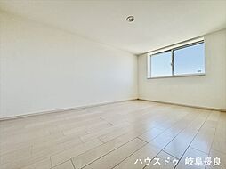岐阜市西鶉5丁目:ロフト