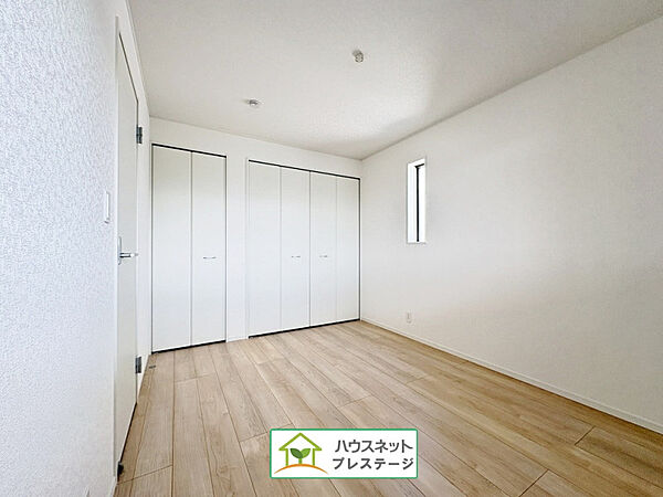洋室を拡大表示