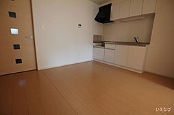 メープルハウスB 1階2DKのリビング/ダイニング