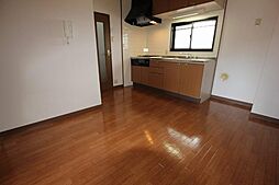 グランダーム新市 1階2DKのリビング/ダイニング