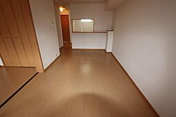 エバーグレイス 2階2LDKのリビング/ダイニング