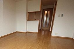 JR山陽本線 尾道駅 バス20分 平原3丁目下車 徒歩2分の賃貸アパート 1階ワンルームのリビング/ダイニング