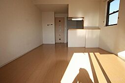 トワーニ 2階1LDKのリビング/ダイニング