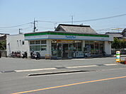 ファミリーマート福山山手町店まで561ｍ