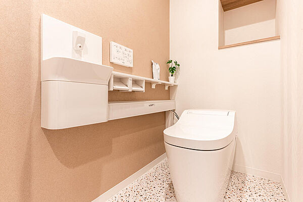 トイレを拡大表示