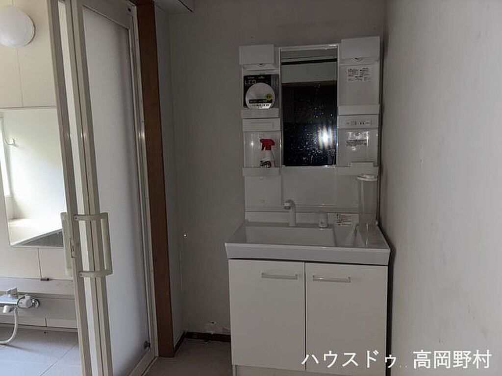 detached 富山県高岡市横田町2丁目