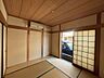 室内：1階和室5.3帖　風通しのよいお部屋です。